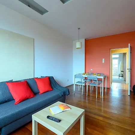 Kosciuszki Off Piotrkowska * Lodž